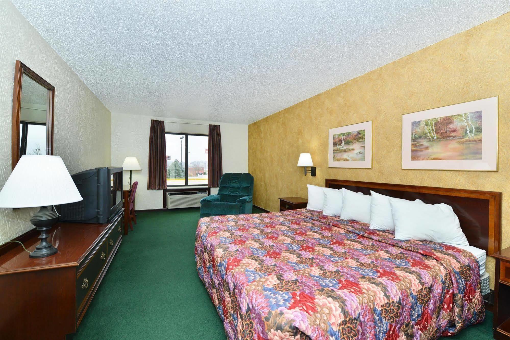 Days Inn By Wyndham Ozark Springfield Экстерьер фото